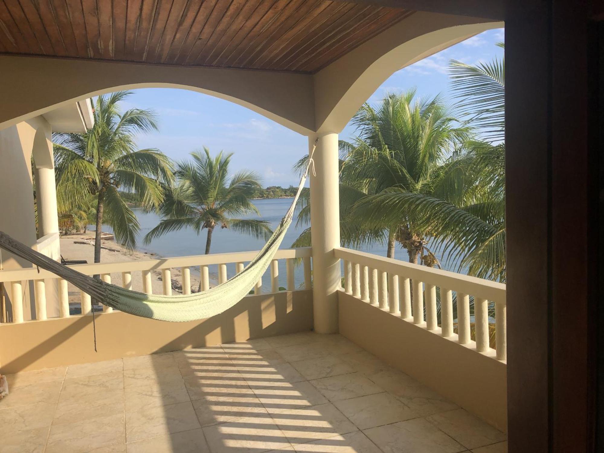 Los Porticos Placencia Værelse billede